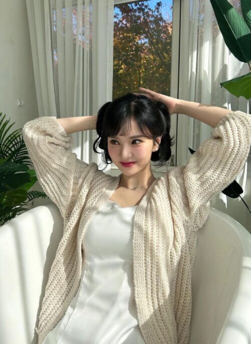 Creamy White Cozy Knitted Cardigan | Eunha – VIVIZ