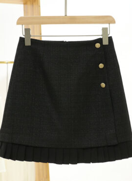 Black Lace Hem Skirt | Haewon - NMIXX