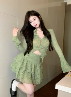 Green Ruffled Lace Skirt | Lily - NMIXX