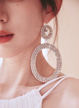 Gold Diamond Embezzled Hoop Earrings | Yuna - ITZY