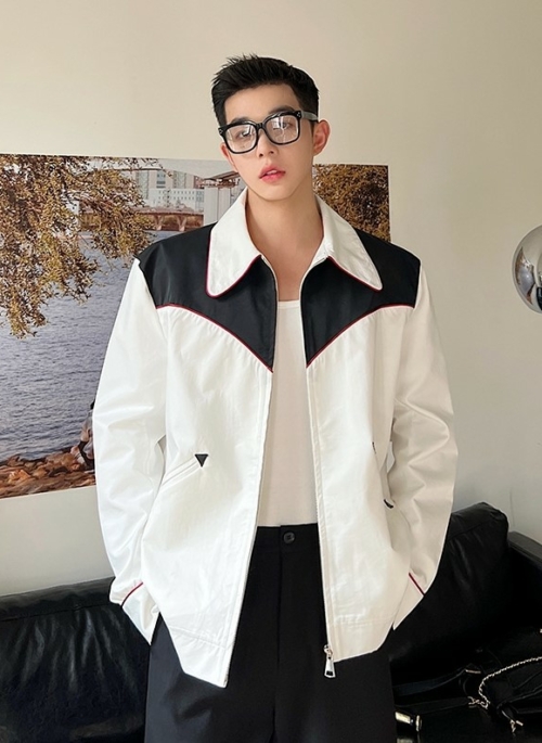 White And Black Arrow Jacket With Red Linings | Jay – iKON