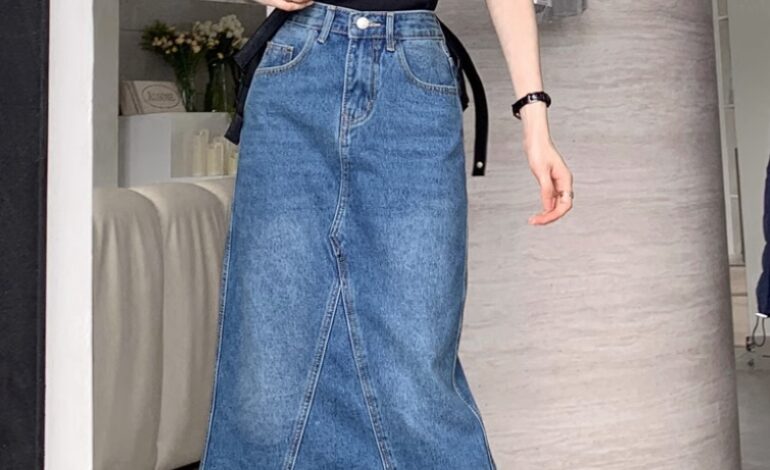 Blue Long Back Slit Denim Skirt | Haerin – NewJeans