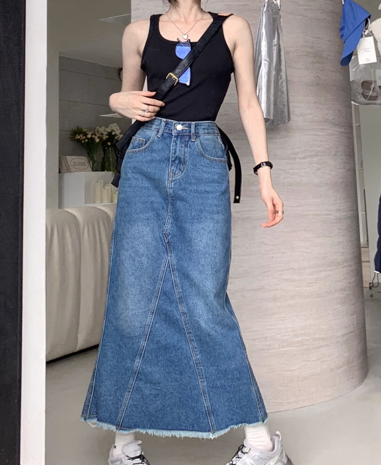 Blue Long Back Slit Denim Skirt  Haerin - NewJeans - Fashion Chingu