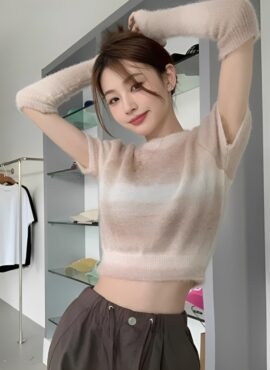 Beige Gradient Knit T-Shirt With Arm Sleeves | Momo - Twice