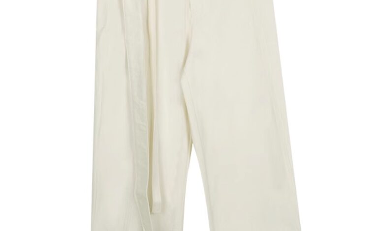 White Deconstructed Waist Jeans | Minji – NewJeans