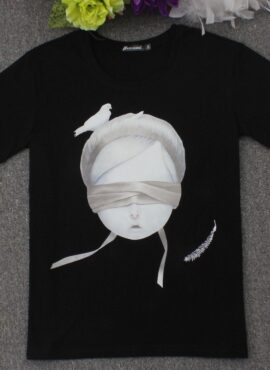 Black Blindfolded Girl Print T-Shirt | Xiumin - EXO