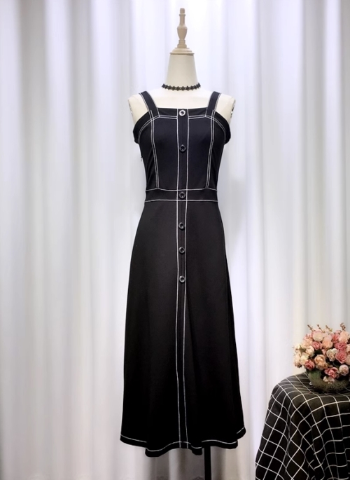 Black Outlines Button-Down Dress | Aisha - Everglow