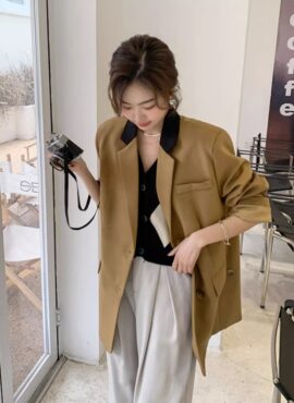 Brown Oversized Suit Blazer With Black Collar | Kim Do Ha – My Lovely Liar