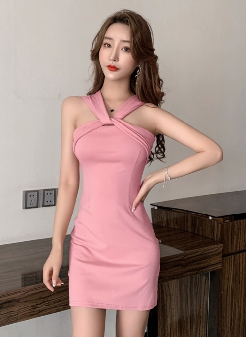 Pink Halter Bodycon Dress | Sakura – Le Sserafim