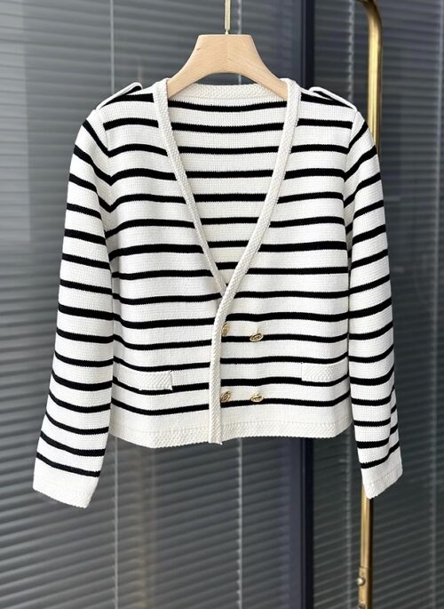 White Striped Double Breasted Cardigan | Lisa – BlackPink