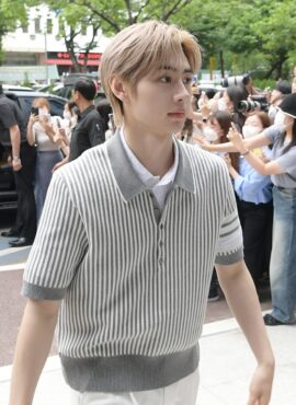 Grey Striped Polo Shirt | Sunghoon - Enhypen