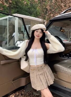 White Fluffy Ribbon Top And Cardigan Set | Wonyoung - IVE