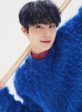 Blue Mohair Pullover Sweater | Jungwoo - NCT