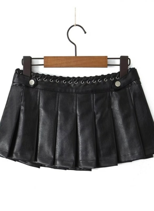 Black Faux Leather Eyelet Embellished Skirt | Wonyoung - IVE