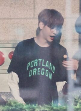 Black 'Portland Oregon' Printed T-Shirt | Soobin - TXT