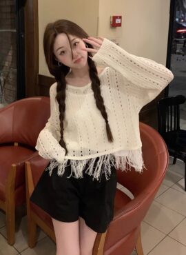 White Hollow Knitted Tassel Sweater | Mingi – ATEEZ