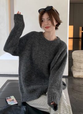 Grey Crew Neck Knit Sweater | Rose - BlackPink