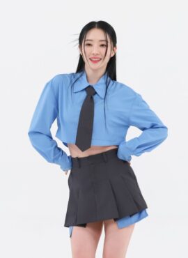 Blue Cropped Button-Up Shirt | SuA - Dreamcatcher