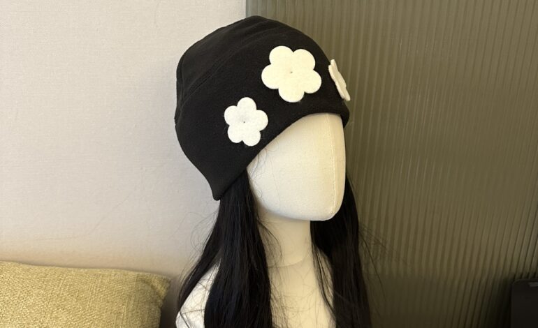 Black Flower Embellished Beanie Hat | Danielle – NewJeans