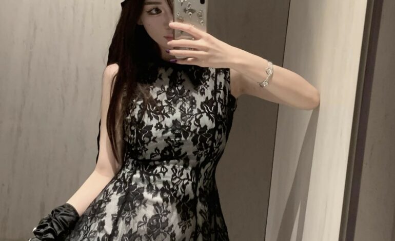 Black Lace Puffy Dress | Minji – NewJeans