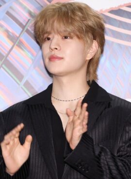 Gold Chain Beaded Necklace | Seungmin - Stray Kids