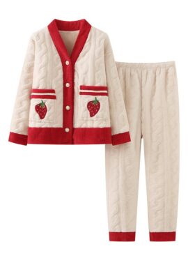 White Strawberry Design Pajama Set | Sullyoon - NMIXX
