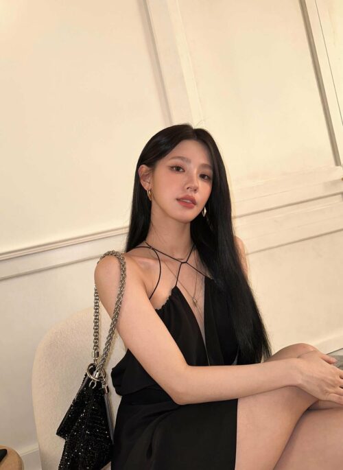 Black Stringy Halter Bodysuit | Miyeon - (G)I-DLE