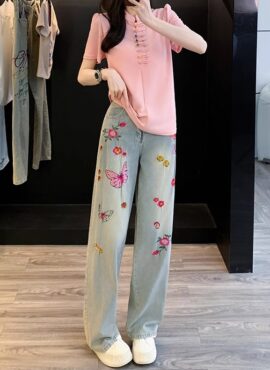 Blue Flowers And Butterfly Embroidered Jeans | Chung Ha