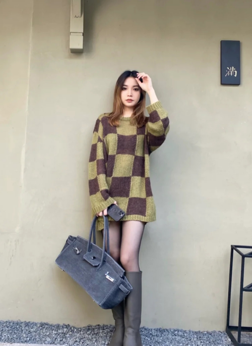 Green Checkered Knitted Sweater | Jeongin - Stray Kids