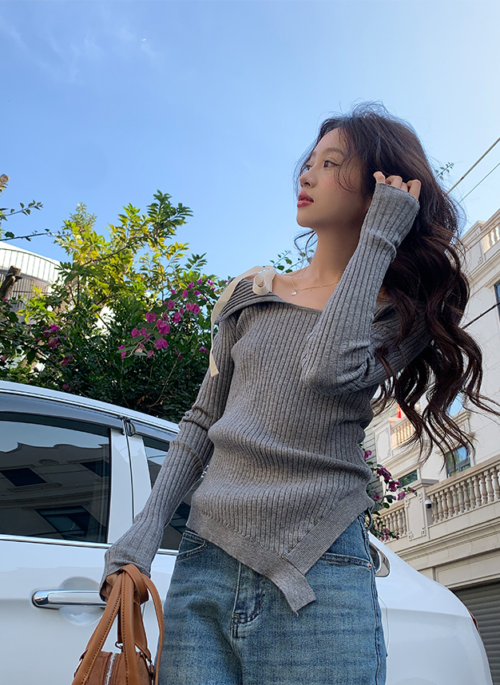 Grey Asymmetrical Lace Shoulders Top | Yuna – ITZY