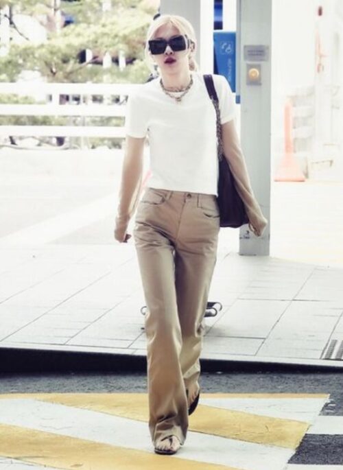 Beige High-Waist Casual Jeans | Rose - BlackPink