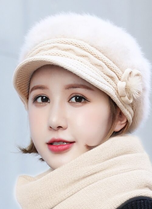 Beige Plush WInter Hat | Eunchae – Le Sserafim