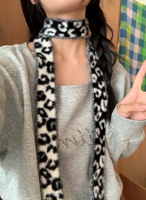 Black And White Leopard Print Thin Scarf | Eunchae – Le Sserafim