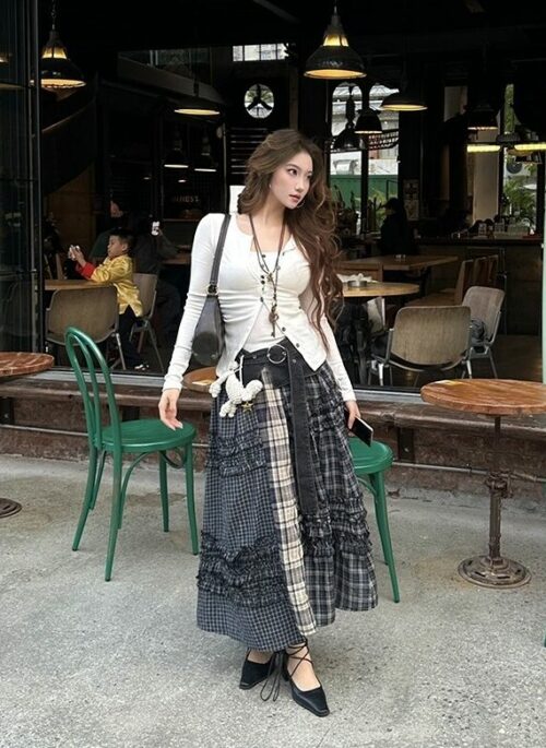 Black Mixed Plaid Patchwork Skirt | Jennie - BlackPink