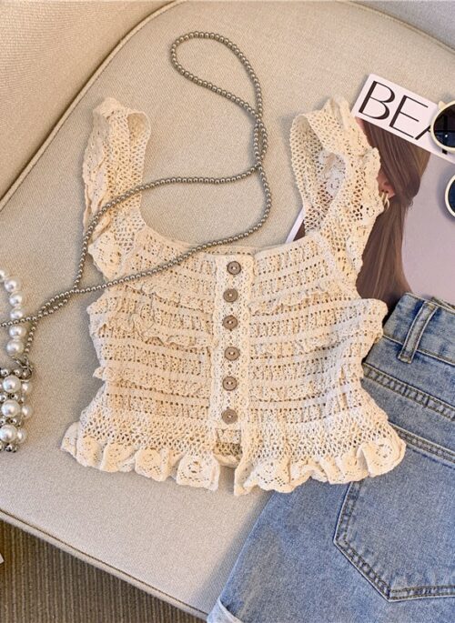 Beige Button Accent Crochet Crop Top | Sakura – Le Sserafim