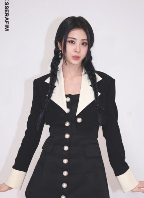 Black and White Suit Dress And Blazer Set | Yunjin – Le Sserafim