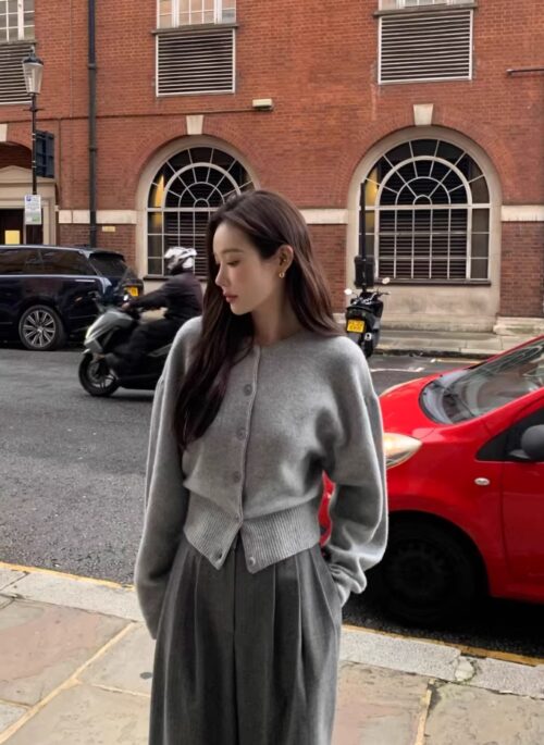 Grey Drop-Shoulders Button-Up Cardigan | Sieun - STAYC