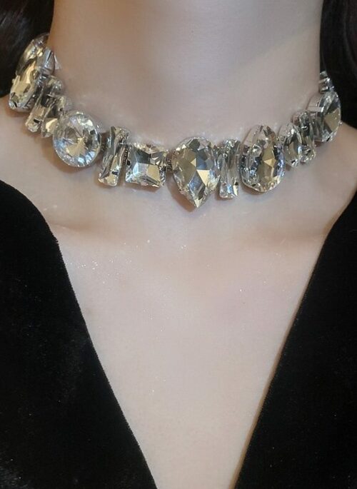 Silver Gems Statement Necklace | Sieun- STAYC