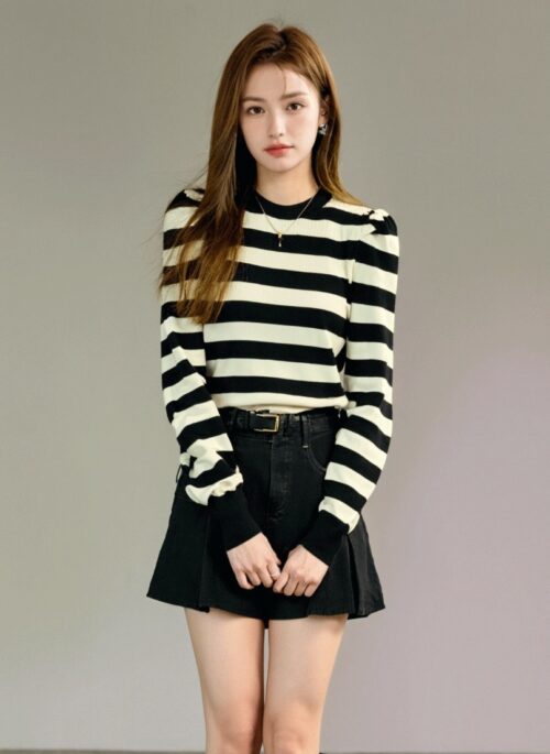 Stylish Striped Puff Sleeve Knit Top