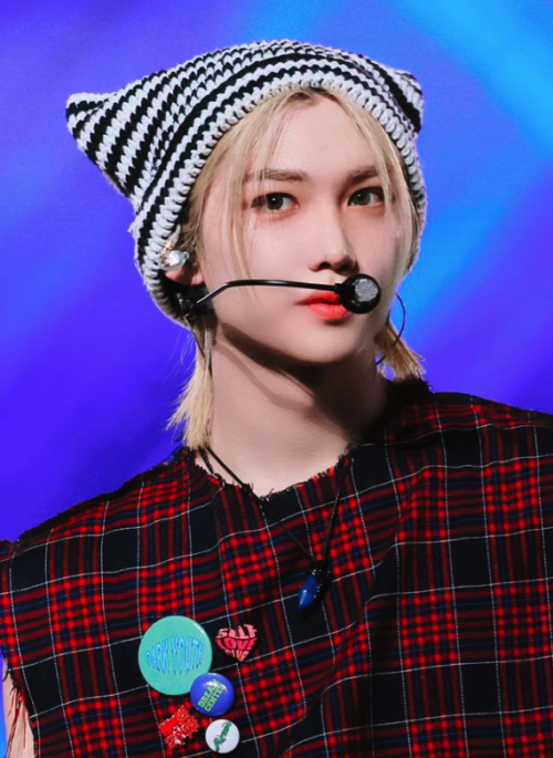 Black And White Cat Beanie Hat | Felix – Stray Kids