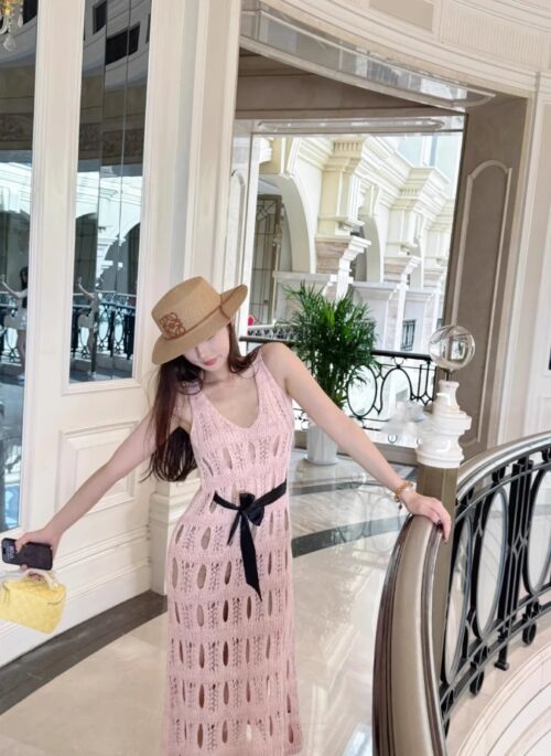 Pink Bow-Accent Hollow Knit Dress | Jennie - BlackPink