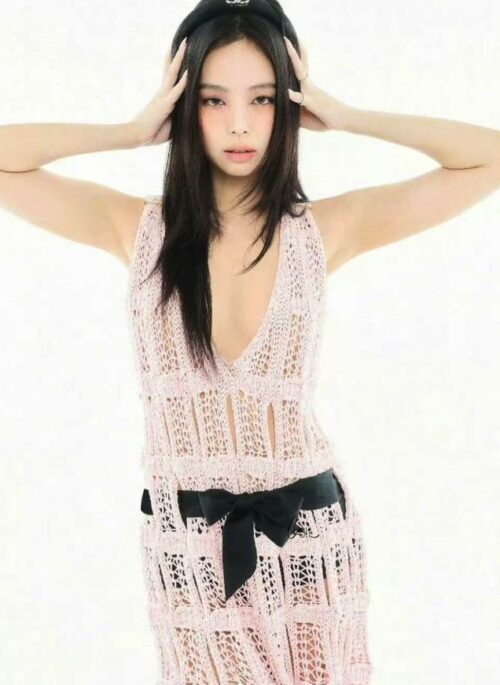 Pink Bow-Accent Hollow Knit Dress | Jennie - BlackPink