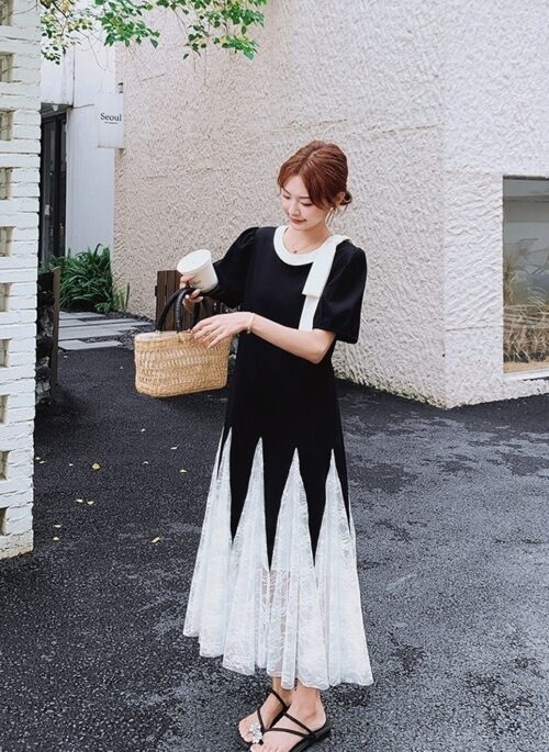 Elegant Black Lace Trimmed Slim Fit Maxi Dress