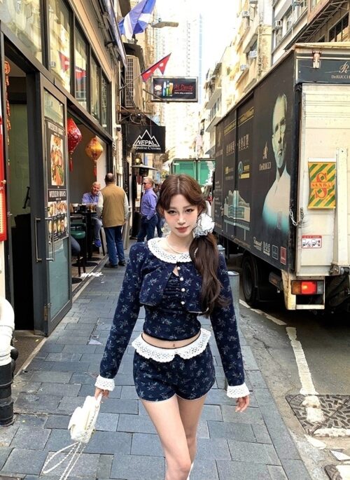 Navy Blue Lace Collar Floral Cardigan |  Haneul - Kiss Of Life