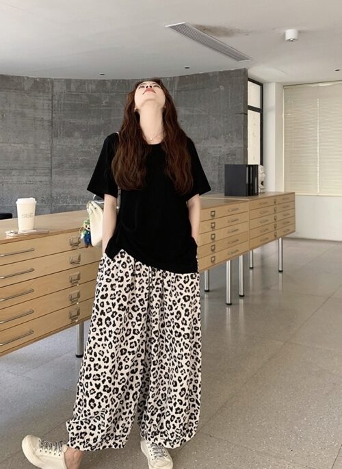 Vintage Leopard Print Casual Pants Black Tee Set