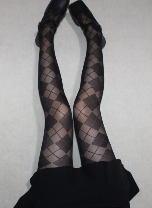 Black Argyle Pattern Stockings | Ahyeon - BabyMonster