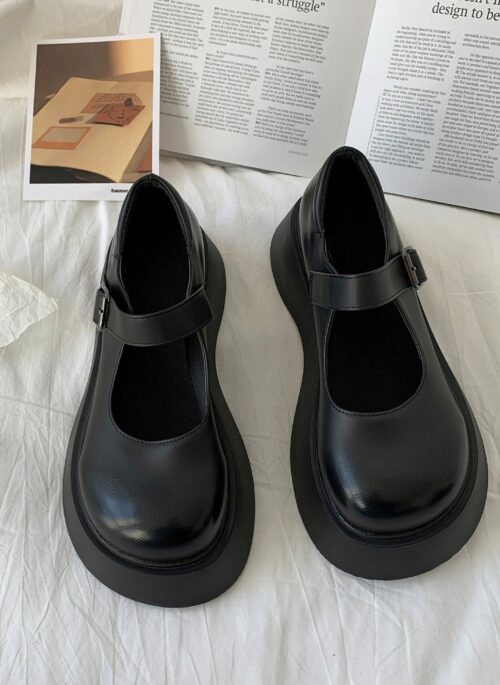 Black Chunky Mary Jane Platforms | Yunah  – ILLIT