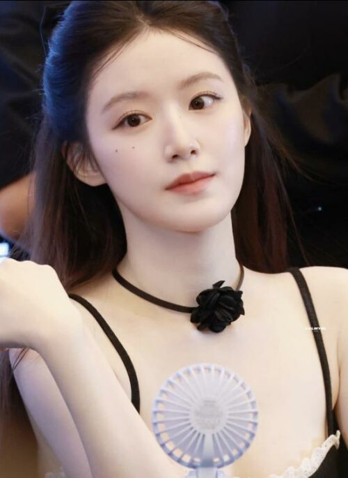 Black Rose Flower String Choker | Shuhua – (G)I-DLE