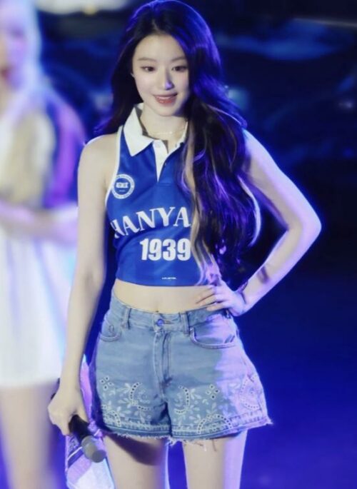Blue Embroidered Pattern Denim Shorts | Shuhua – (G)I-DLE