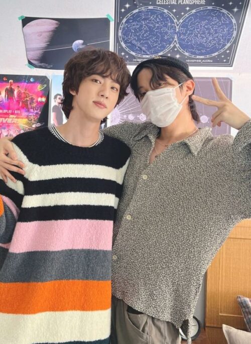Grey Loose Knitted Long Sleeves Shirt | J-Hope - BTS
